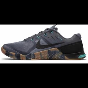 Men’s Nike Metcon 2 Trainers with Camo Gum Sole